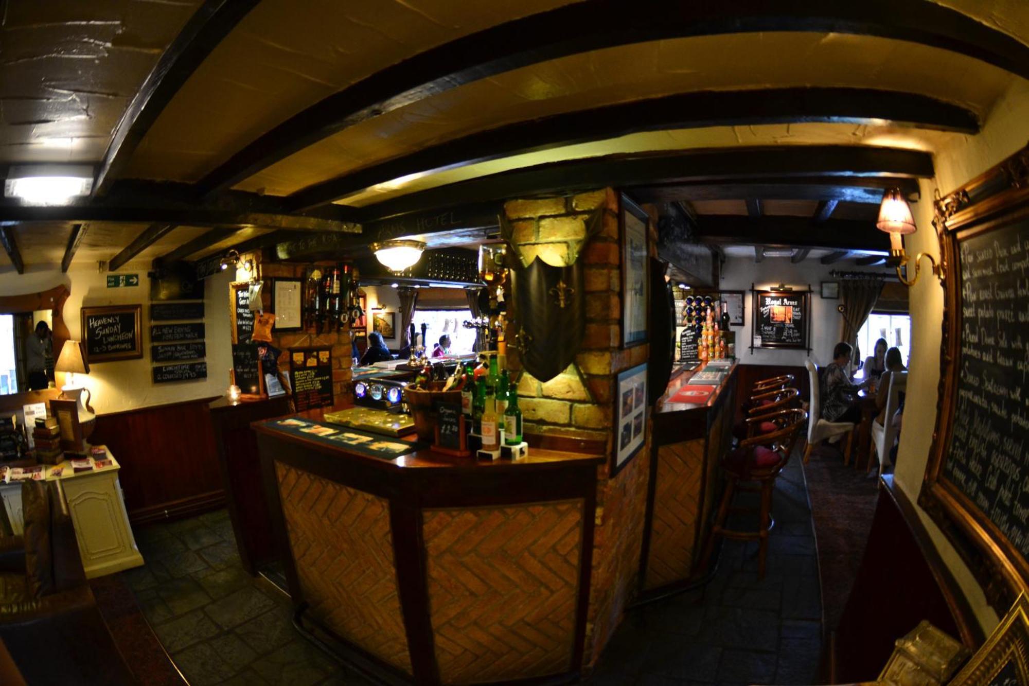 The Royal Arms Hotel Sutton Cheney Εξωτερικό φωτογραφία