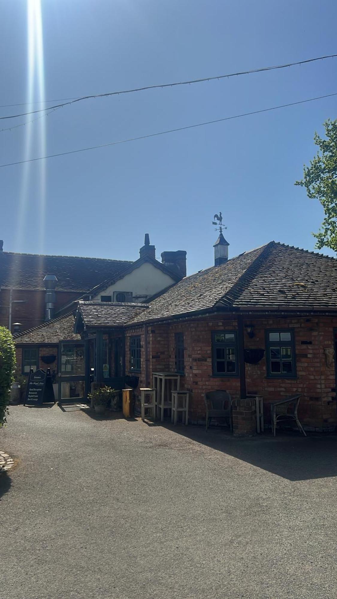 The Royal Arms Hotel Sutton Cheney Εξωτερικό φωτογραφία