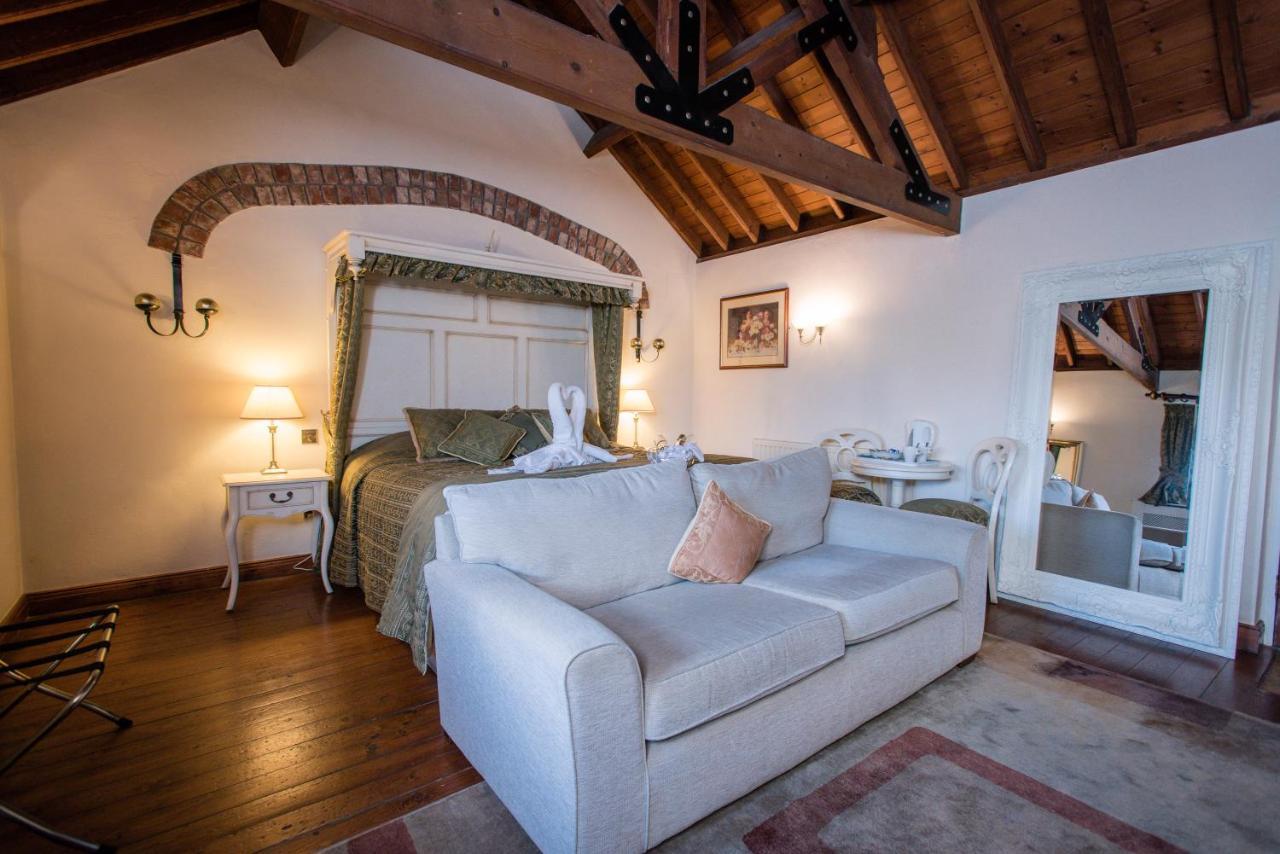 The Royal Arms Hotel Sutton Cheney Εξωτερικό φωτογραφία