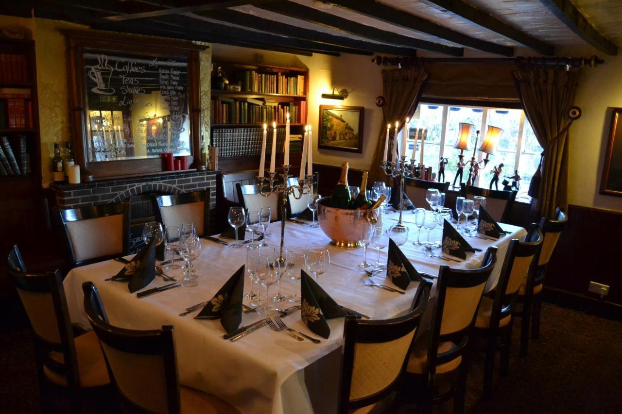 The Royal Arms Hotel Sutton Cheney Εξωτερικό φωτογραφία